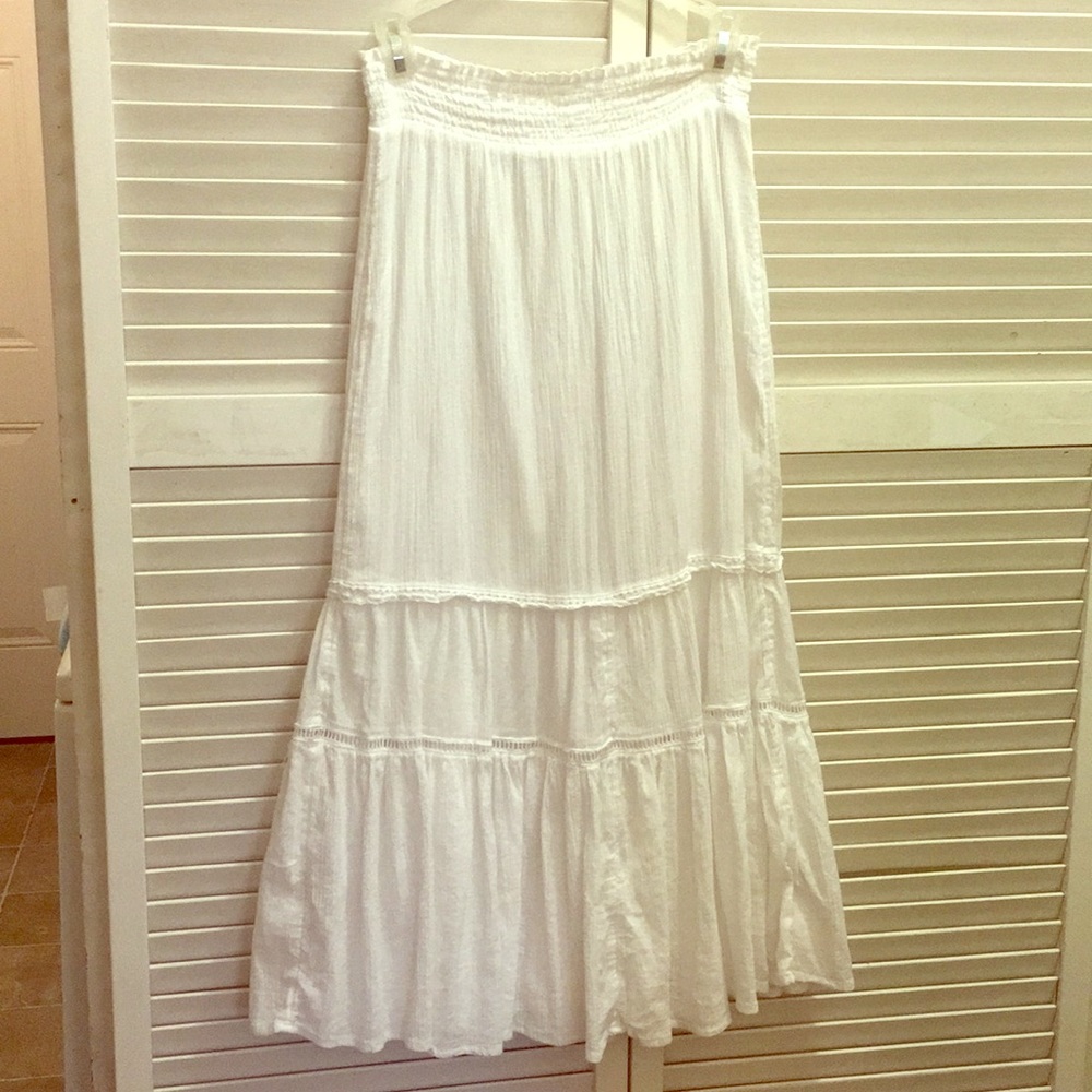 Girl’s Cat & Jack eyelet maxi skirt